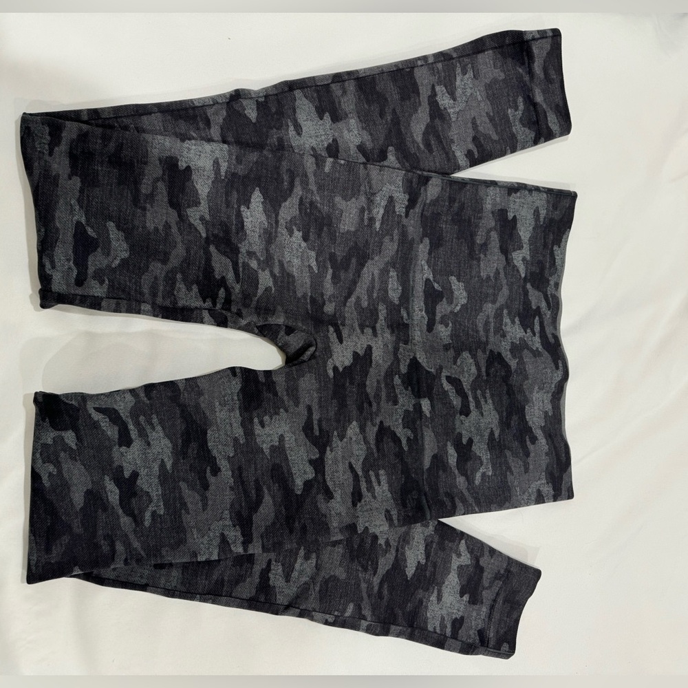 Women’s Spanx Camo Leggings